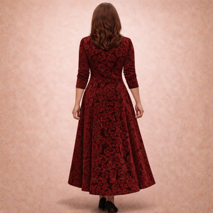 Jillian - Flauelskjóllinn